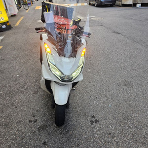 22년식 PCX ABS