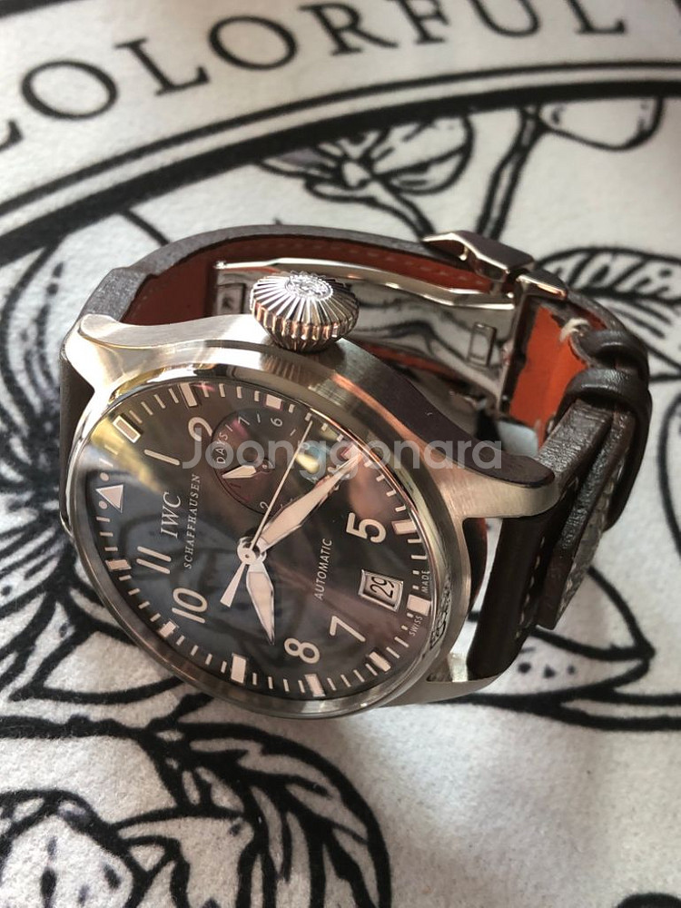 iwc 빅파일럿 화이트골드 금통 시계 판매합니다--0