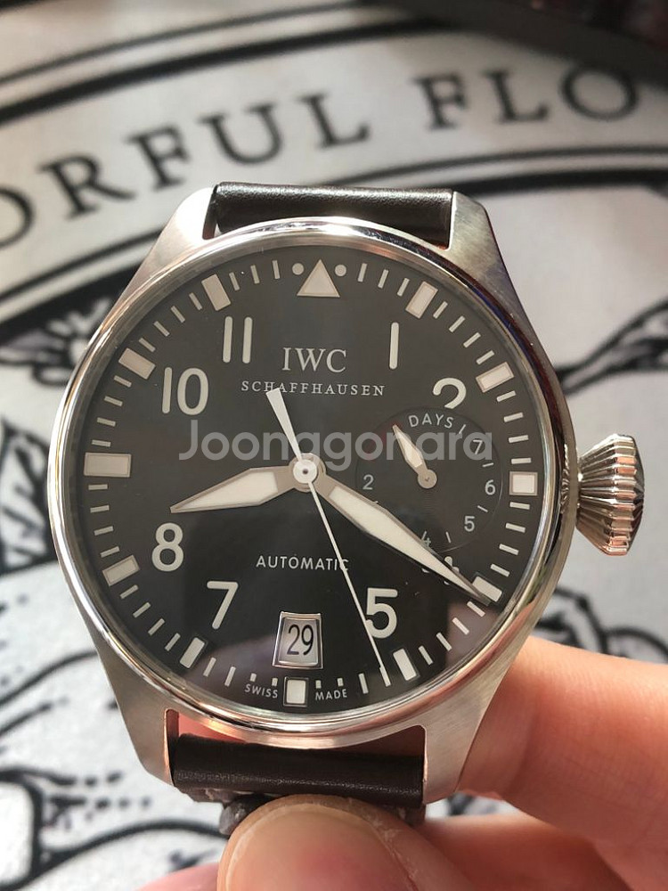 iwc 빅파일럿 화이트골드 금통 시계 판매합니다--1