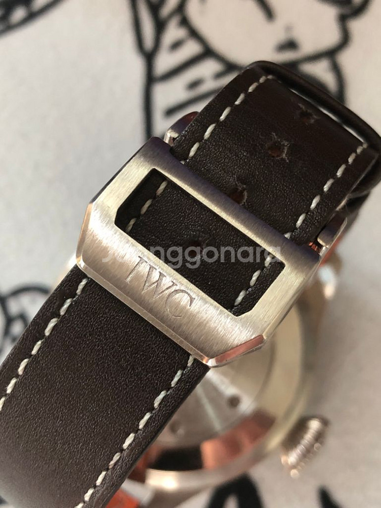 iwc 빅파일럿 화이트골드 금통 시계 판매합니다--8