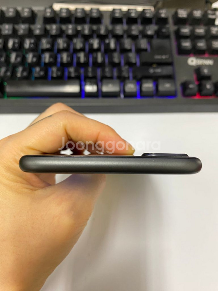 아이폰8플러스 스그 SS급 64GB 배터리100%선물용--3