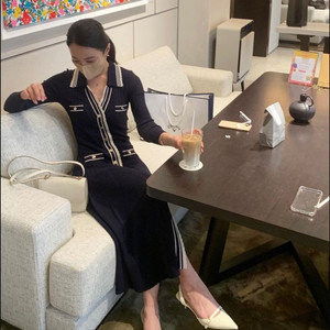 바이씨니 카라니트원피스 네이비
