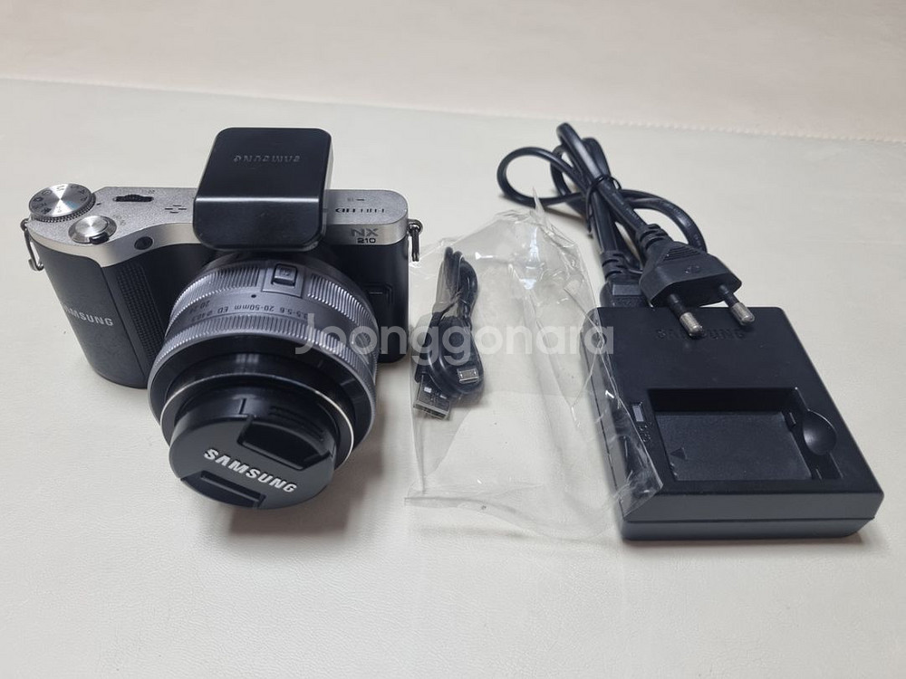 nx210 + 20-50mm--0