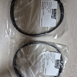 디월트 휴대용 밴드쏘 휠 고무