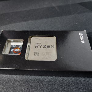 AMD CPU Ryzen7 3800X 중고 팔아봅니다.