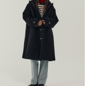 시엔느 Swedish Noir Hoodied-Coat