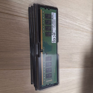 삼성 DDR4 3200MHZ 16G 2개