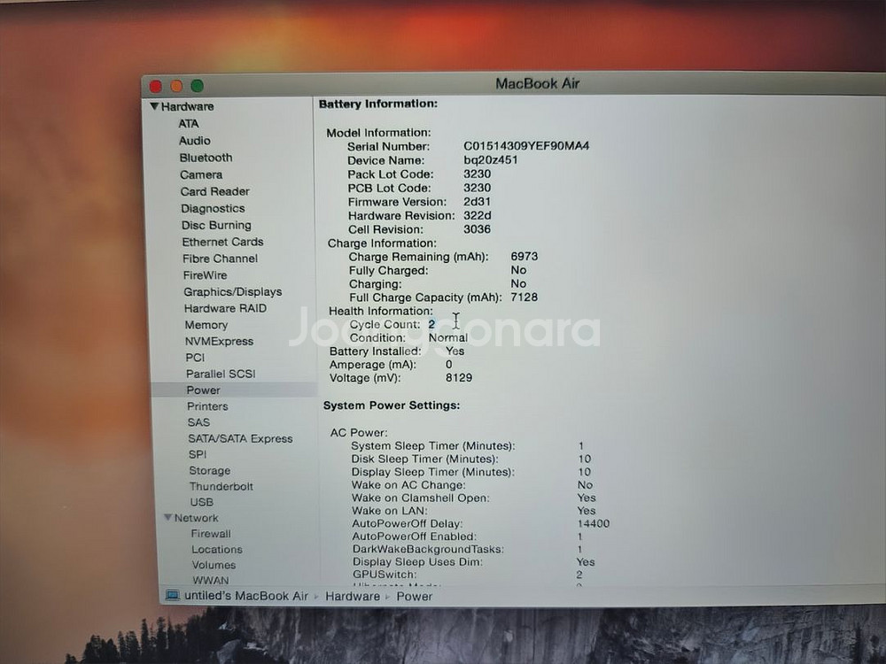 MacBook Air 13-inch--4