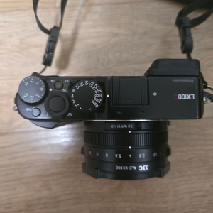lx100m2