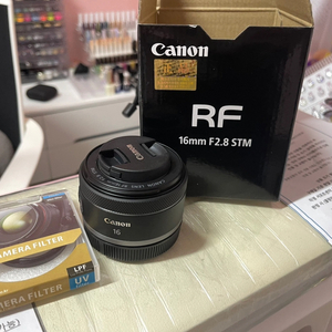 RF16mm F2.8 STM + 43UV