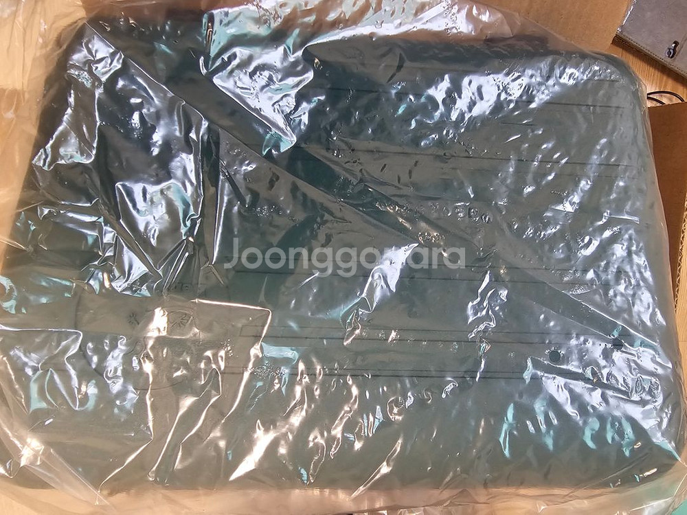 벤소닉 14인치 레디백 카키 색팝니다.--2