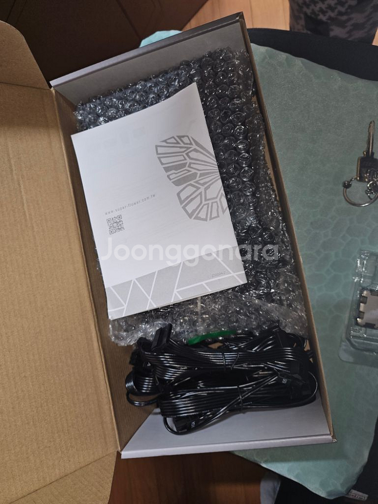 슈퍼플라워 850w 플래티넘ATX3.1--1