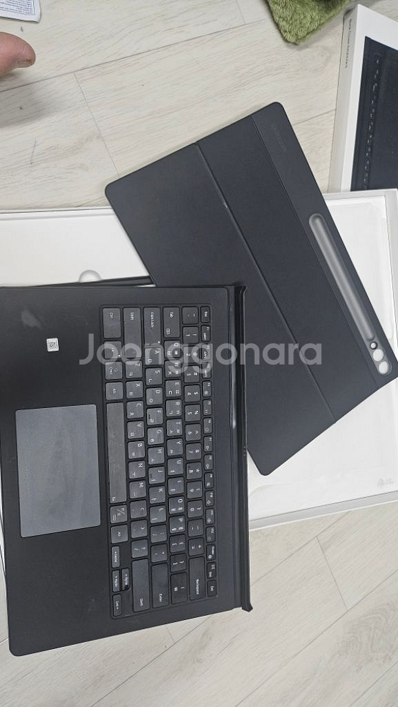 갤럭시탭 s9 울트라 (5G) 512g +정품 키보드--1