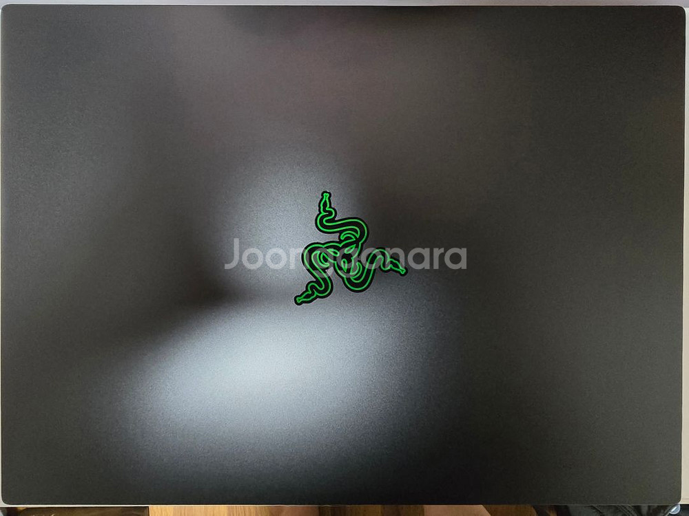 레이저 블레이드 14 4070--2