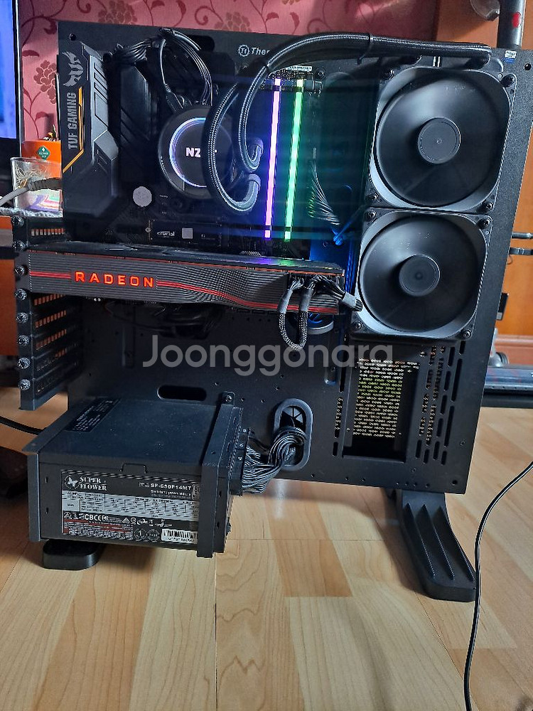 라데온 RX5700XT 레퍼--9