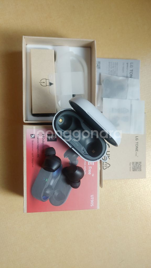 LG 블루투스 이어폰 UT90S--1