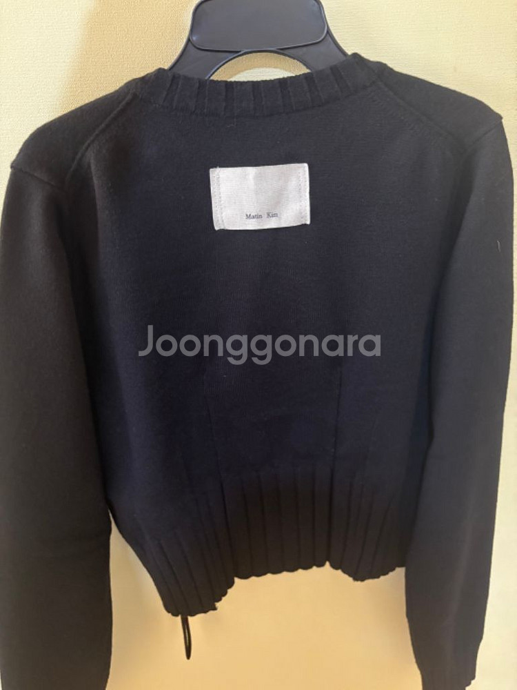 마뗑킴 ROUND ZIP UP CROP CARDIGAN--2