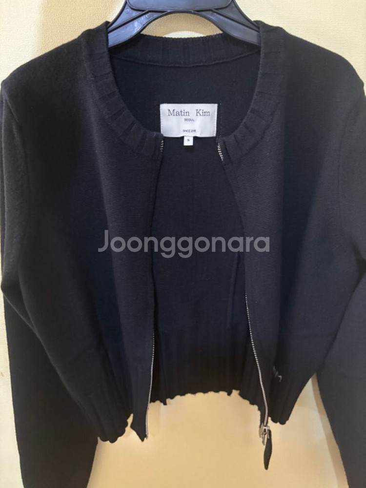 마뗑킴 ROUND ZIP UP CROP CARDIGAN--1