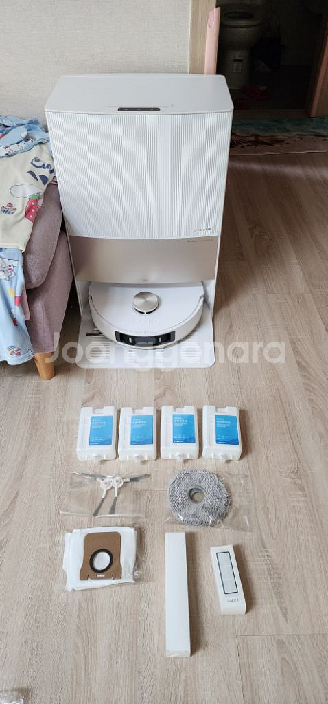드리미L20울트라 로봇청소기 +직배수킷 판매합니다--1