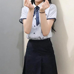 한림예고 교복 구매 원합니다.