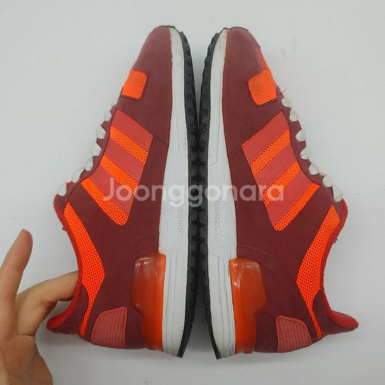 아디다스 zx700 여성운동화225--4