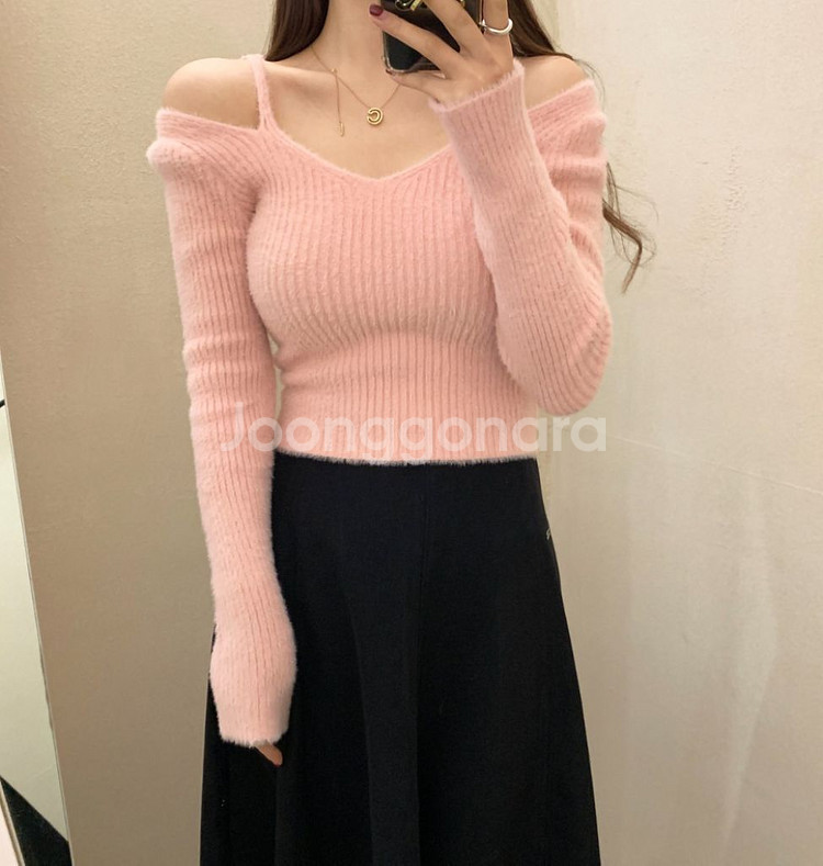 세일 오프숄더 퍼골지니트--1