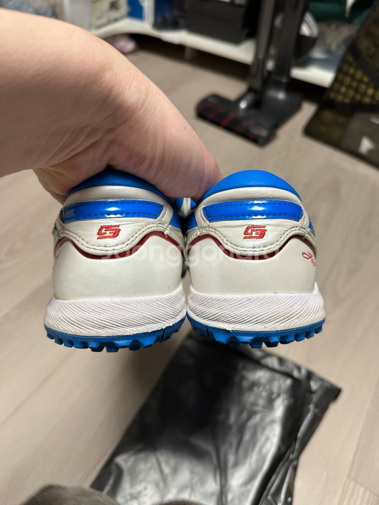 아식스 c3 285사이즈 팝니다--2
