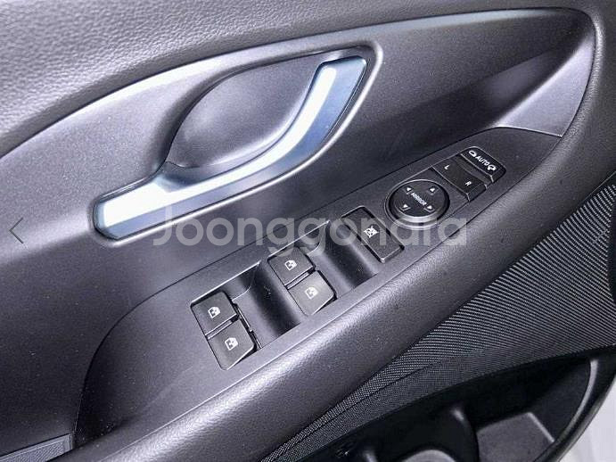 @17년식 i30 PD 1.6 터보 스포츠 프리미엄--5