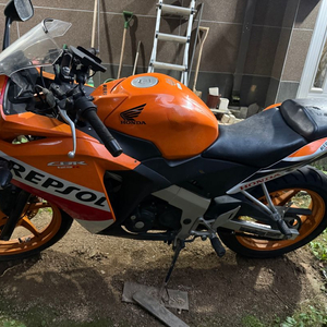 cbr125 2015