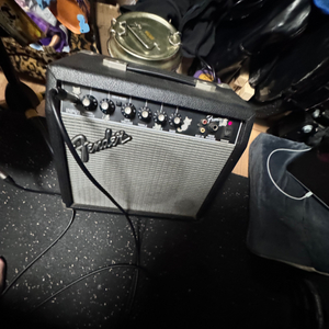 펜더 프론트맨 15g fender frontman