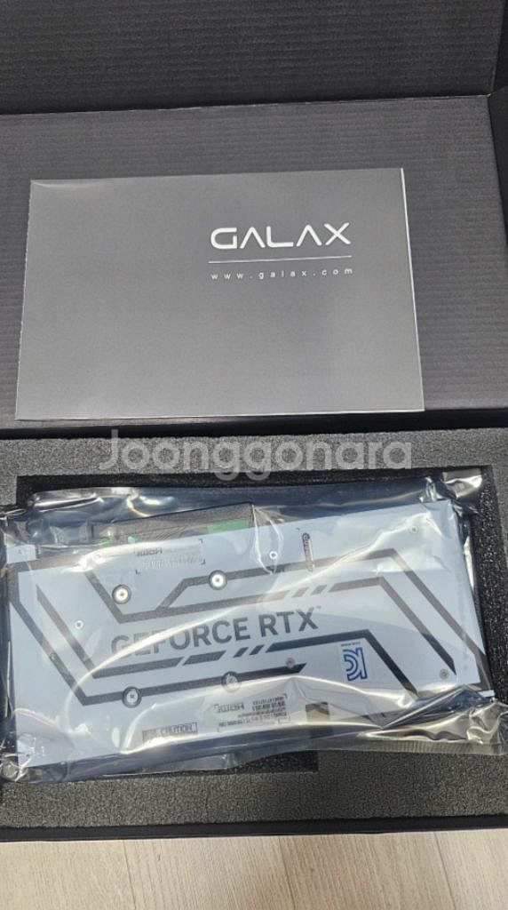 갤럭시 RTX 4060 그래픽카드 팝니다--2
