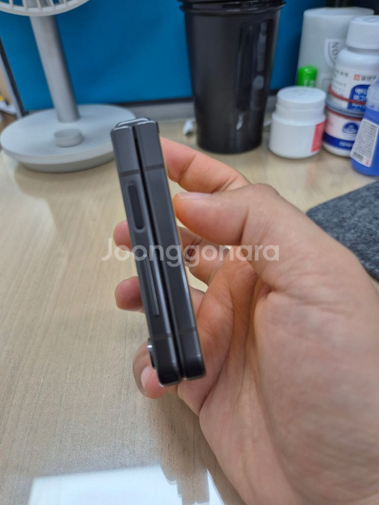 삼성 갤럭시 z플립5(512GB)--6