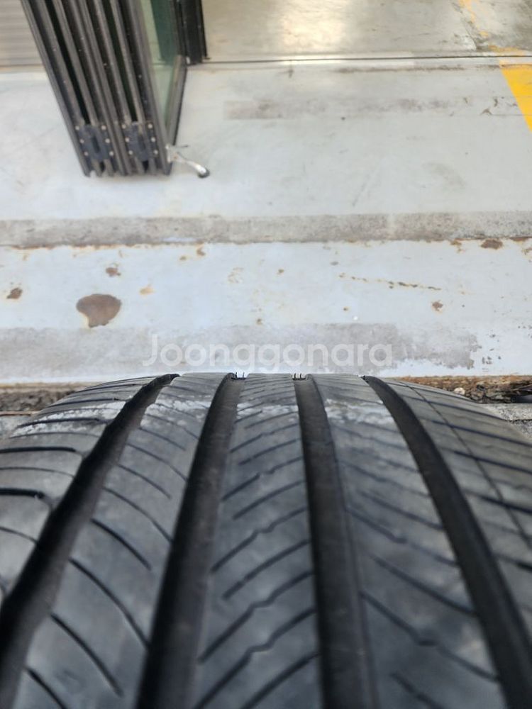 미쉐린 265/40 R22--2