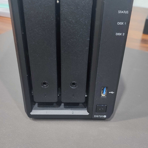 시놀로지 나스 DS720+ (1TB*2) 판매합니다.