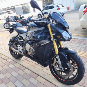 bmw s1000r 2016년 풀배기 판매합니다