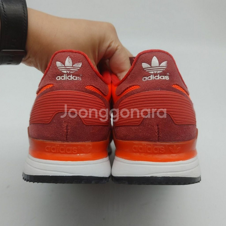 아디다스 ZX700 여성운동화225--3