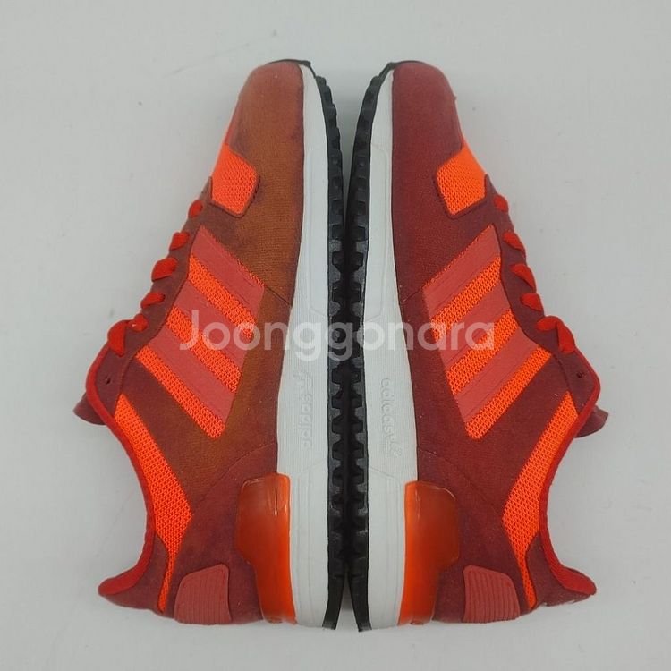 아디다스 ZX700 여성운동화225--4