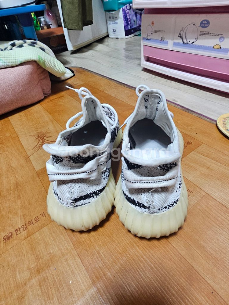 아디다스 이지부스터--1