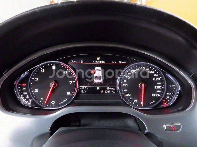 @14년식 A8(3세대) 60 TFSI 콰트로 LWB--4
