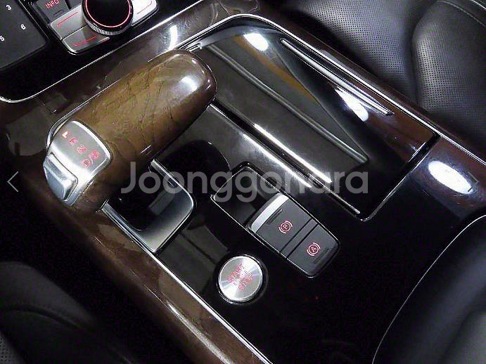 @14년식 A8(3세대) 60 TFSI 콰트로 LWB--9