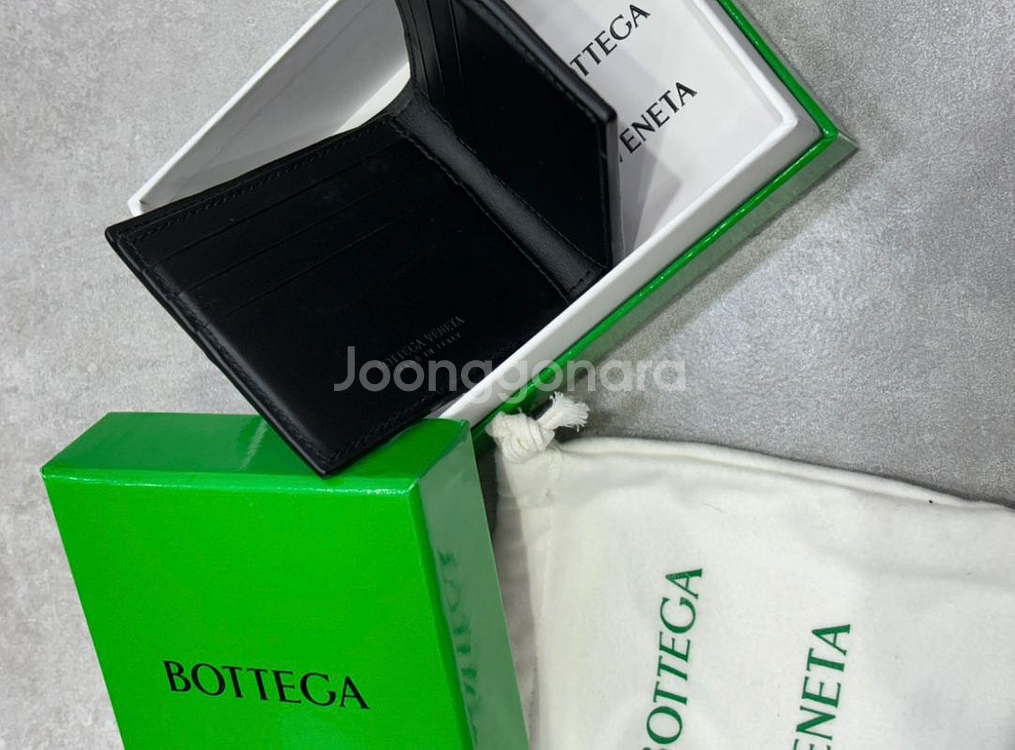 보테가베네타 남여지갑--1