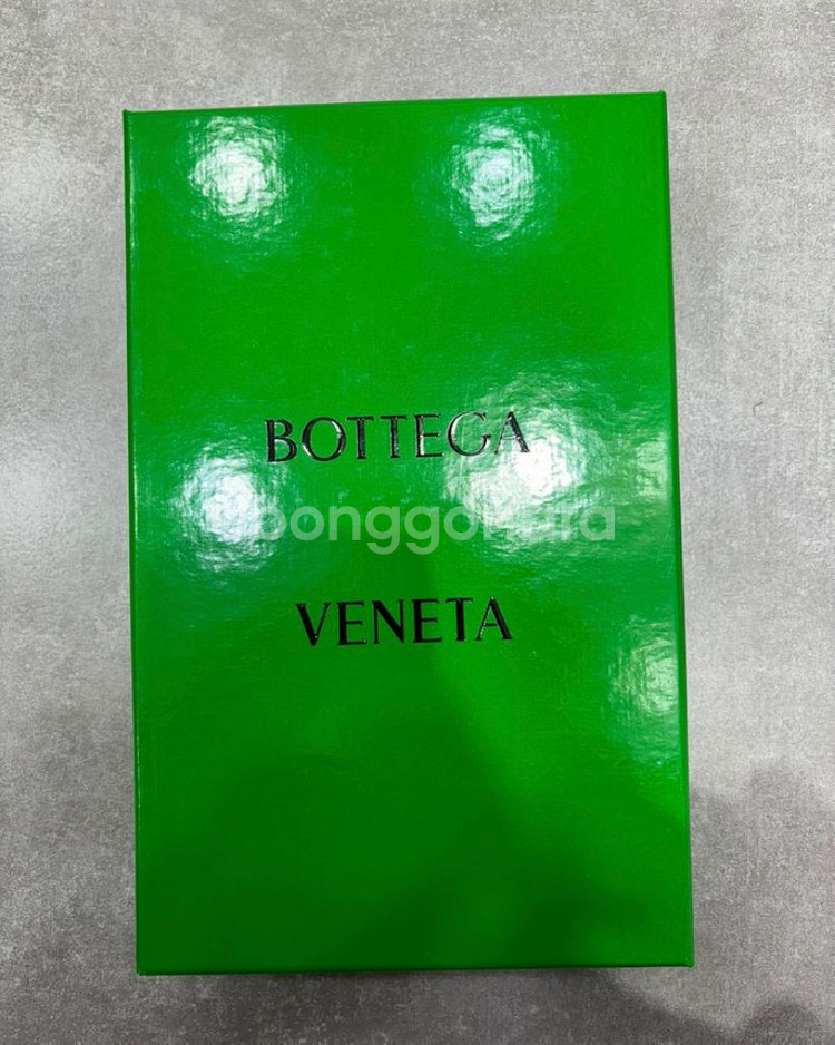 보테가베네타 남여지갑--8