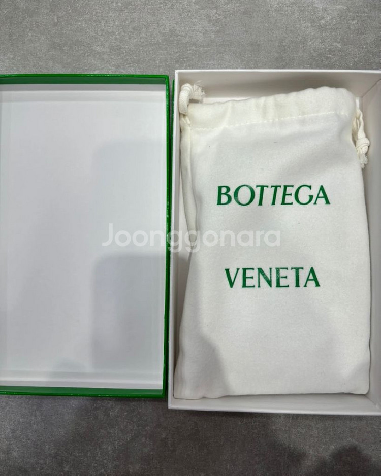 보테가베네타 남여지갑--6