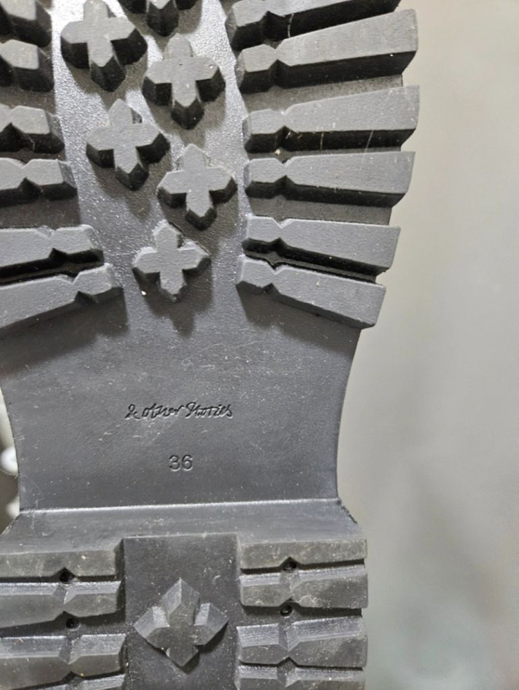 앤아더스토리즈 청키 첼시 레더부츠36--6