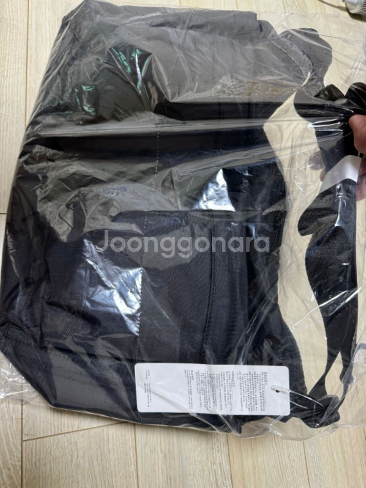 유니클로 멀티포켓숄더백 포터맛 블랙--1