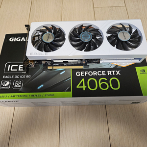 기가바이트 RTX4060 EAGLE OC ICE 3팬