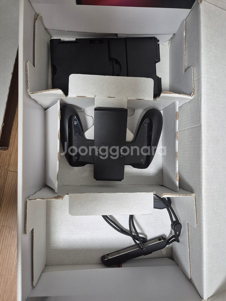 닌텐도 스위치 팝니다. 게임 많아요.--1