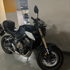 21년식 8@@@km 혼다 cb 650r