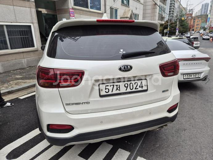 @18년식 더 뉴쏘렌토 디젤 R2.2 2WD 노블레스--2