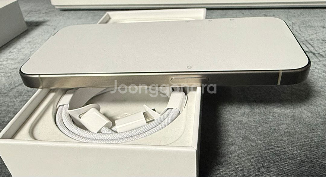 (리퍼완료) 아이폰15프로 256 내추럴티타늄 판매--2
